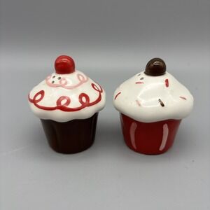 Cupcake Ceramic Salt & Pepper Shaker Kitchen Decor‎
